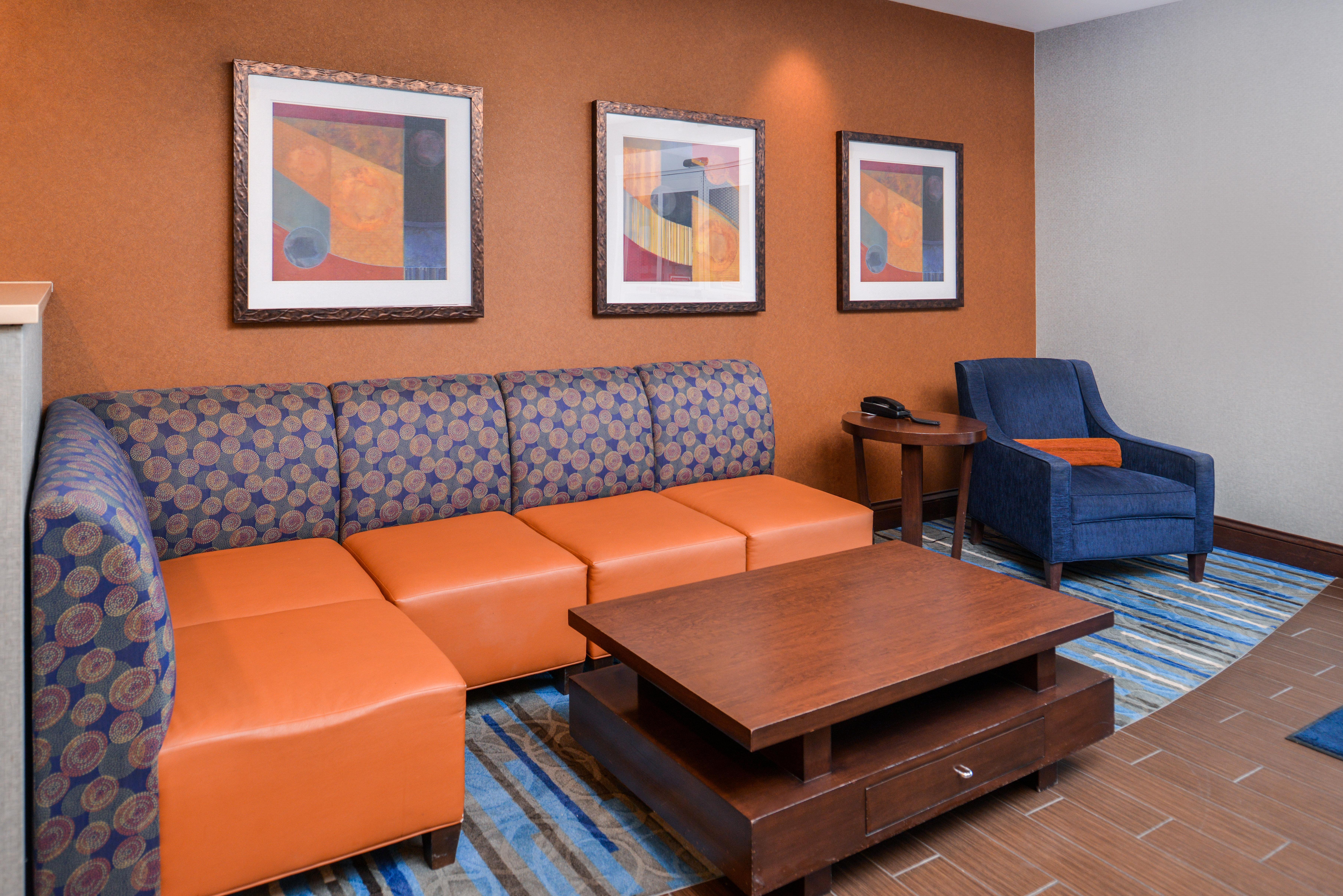 Holiday Inn Express Hotel & Suites York By Ihg Екстер'єр фото