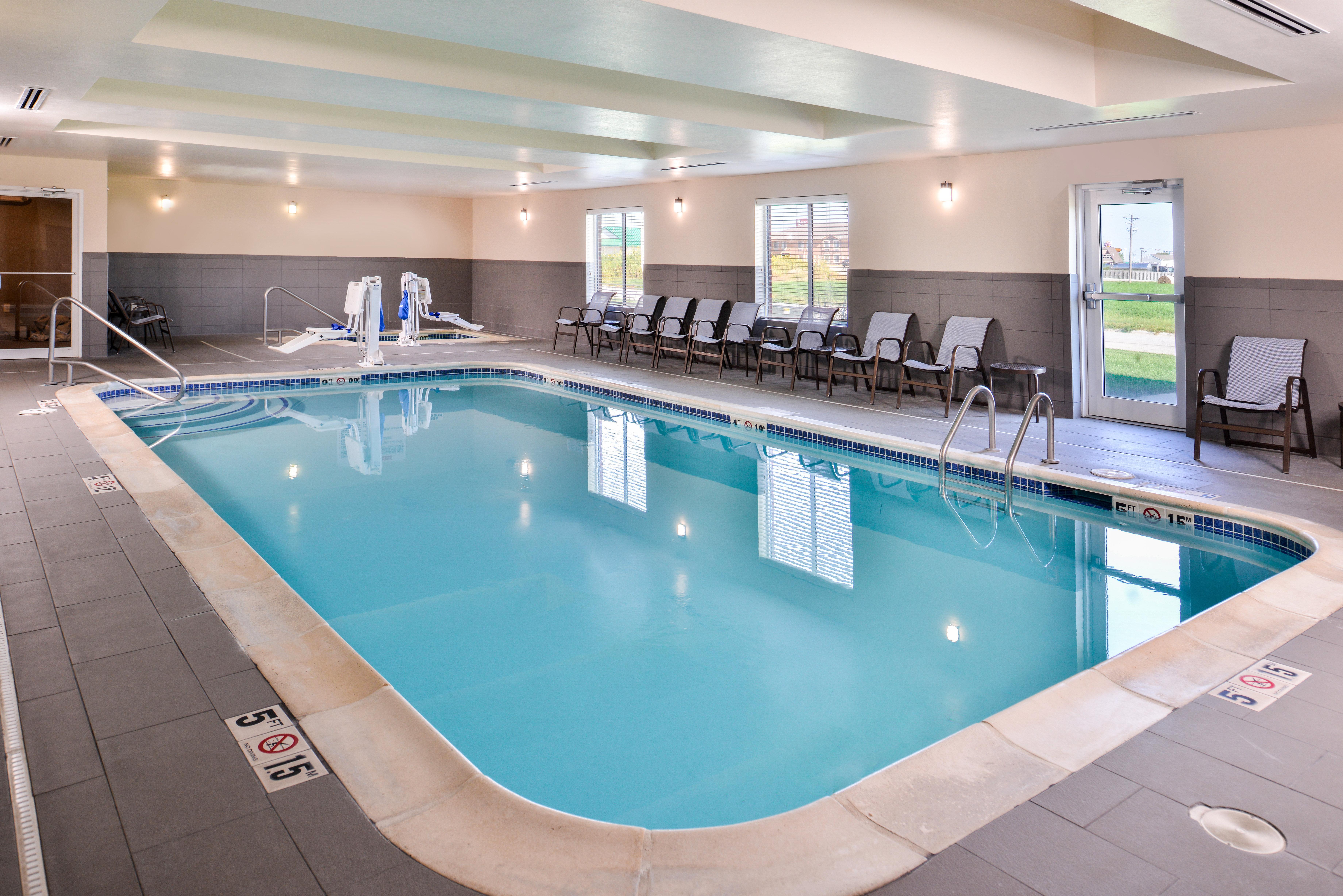 Holiday Inn Express Hotel & Suites York By Ihg Екстер'єр фото