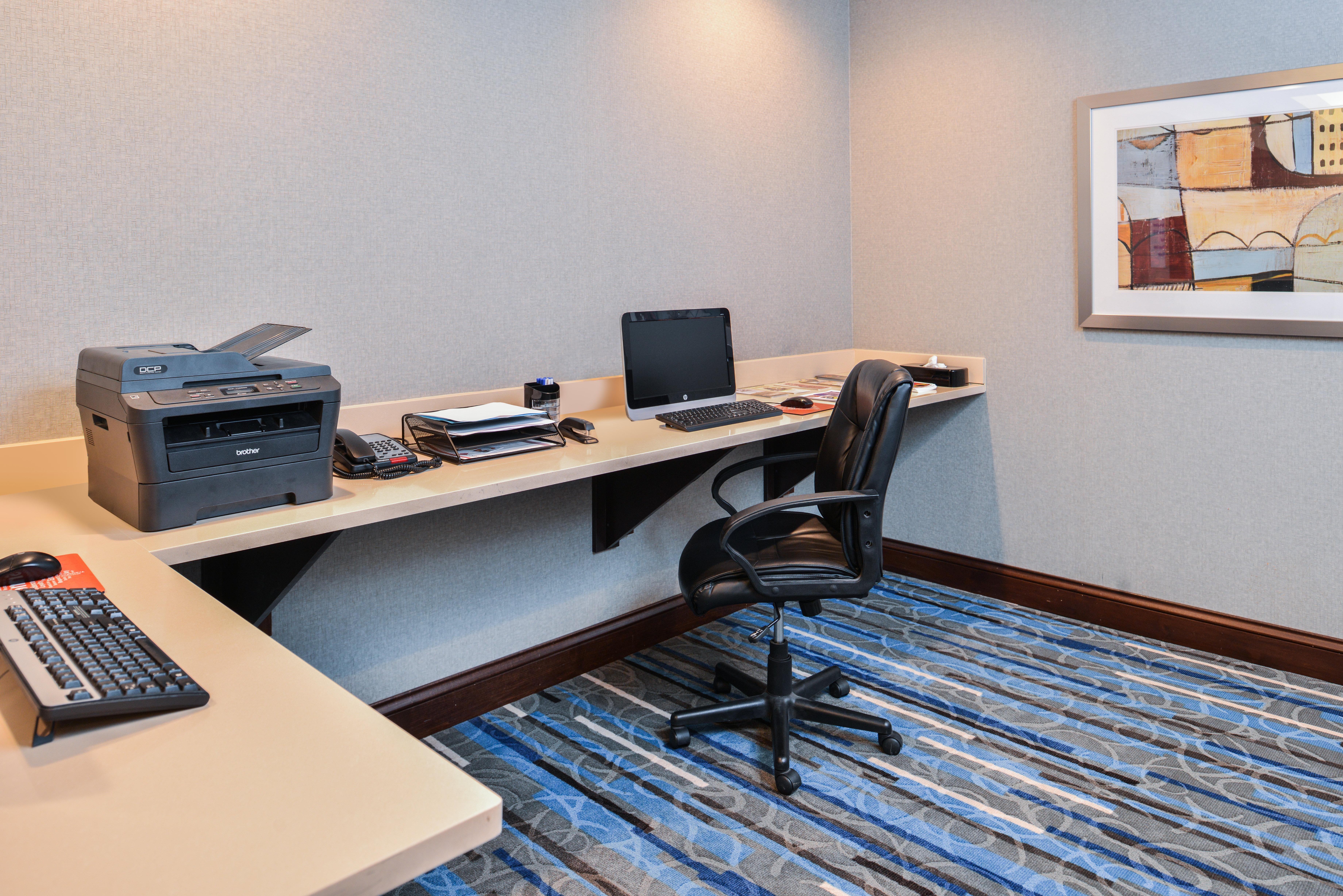 Holiday Inn Express Hotel & Suites York By Ihg Екстер'єр фото